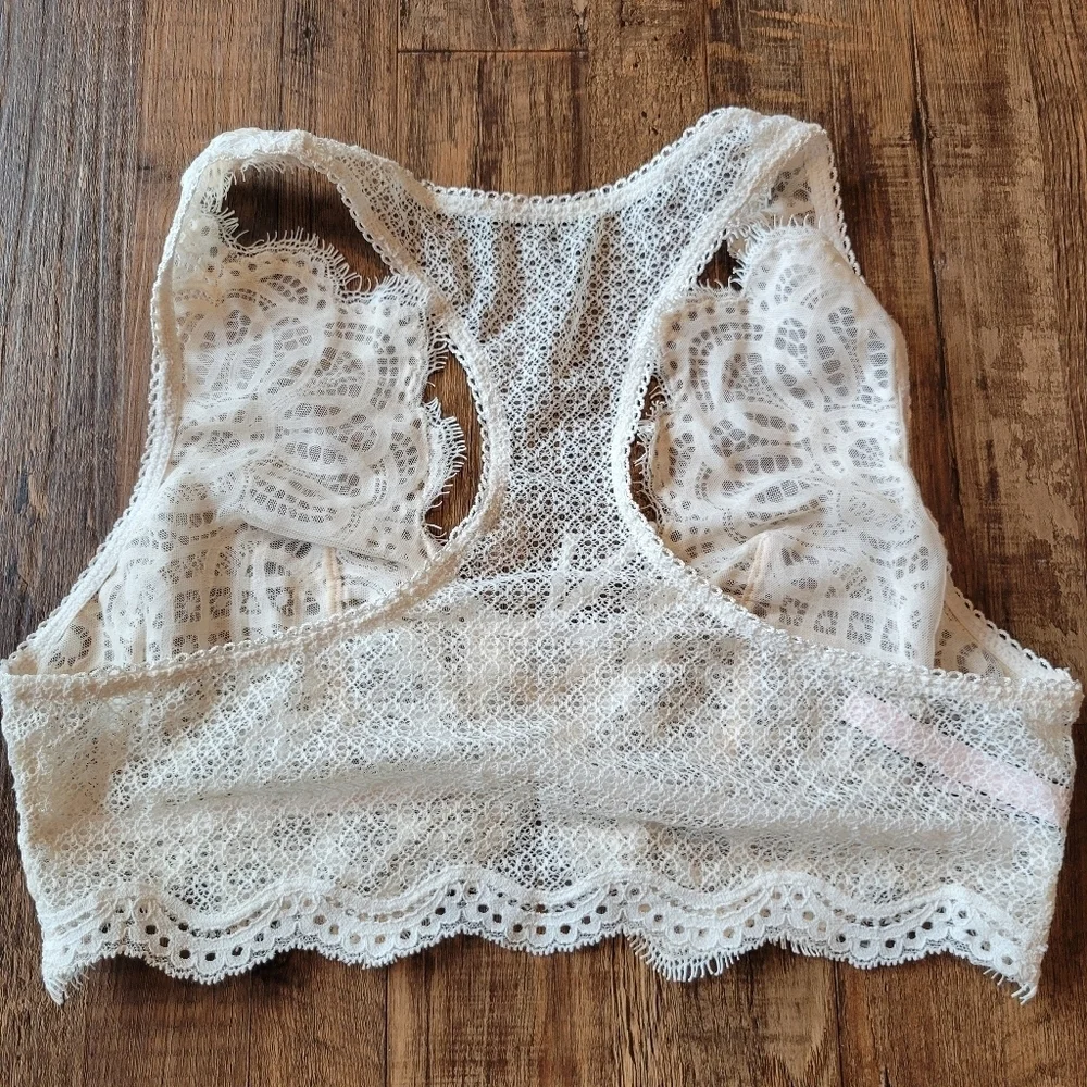 Victoria's Secret Dream Angels Cream White Sheer Lace Racerback Bralette